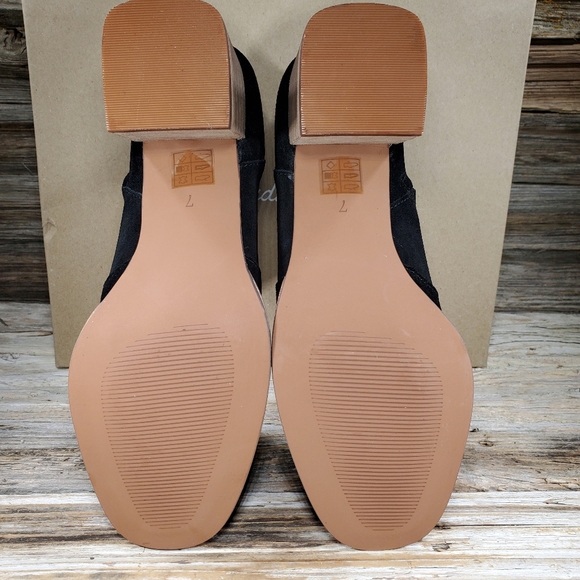 Madewell Bryce Calf Suede Ankle Chelsea Boots - Picture 4 of 8